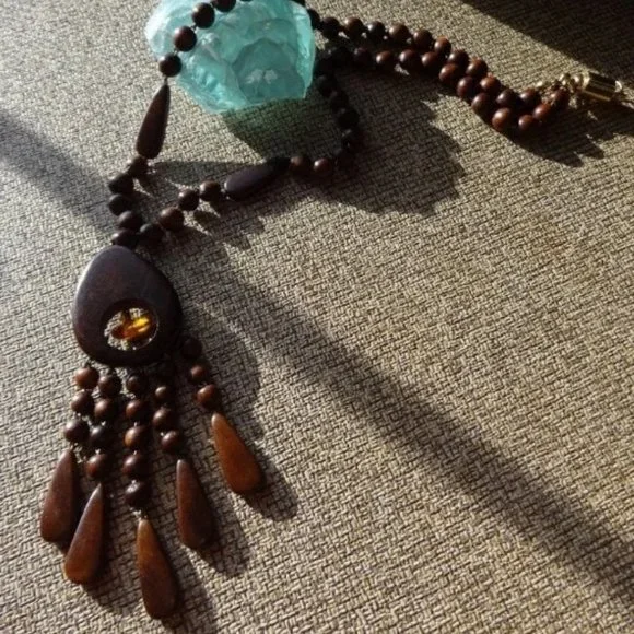 70s Vintage Wood Beaded Necklace 1970s 18" mid-length Hardwood dk brown beads - Picture 5 of 6